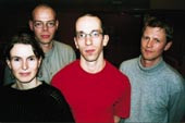 Legene bak Filosofisk poliklinikk greier hver m&aring;ned &aring; samle et stort publikum. Guri R&oslash;rtveit (f.v.), Edvin Schei, Stefan&hellip;