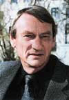 &Aring;ge Danielsen