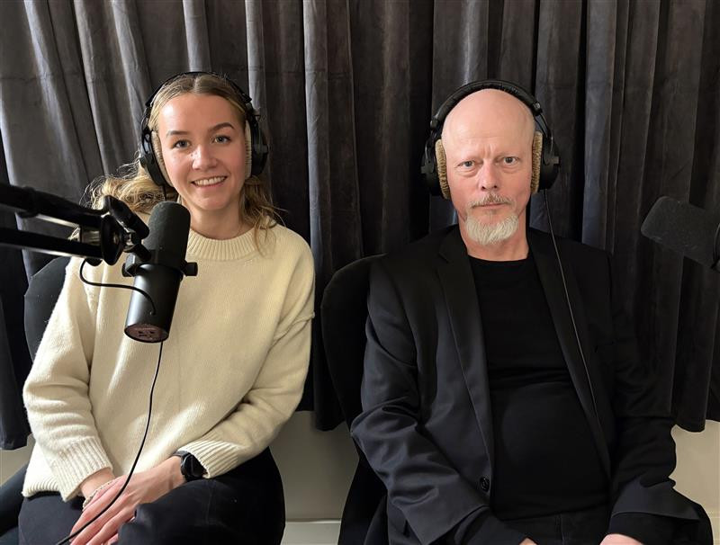 GJESTER: Karen S&oslash;rb&oslash; Larsen og Odd-Martin Vallersnes. Foto: Helena Heimer Rognstad